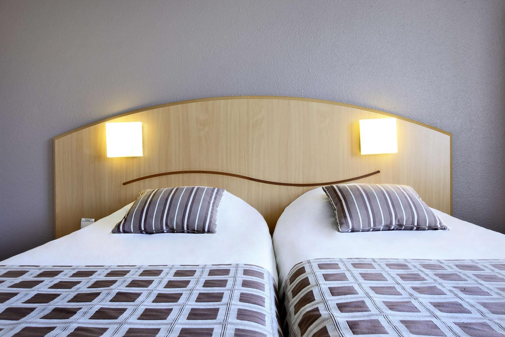Kyriad Hotel Montpellier Centre Antigone Esterno foto